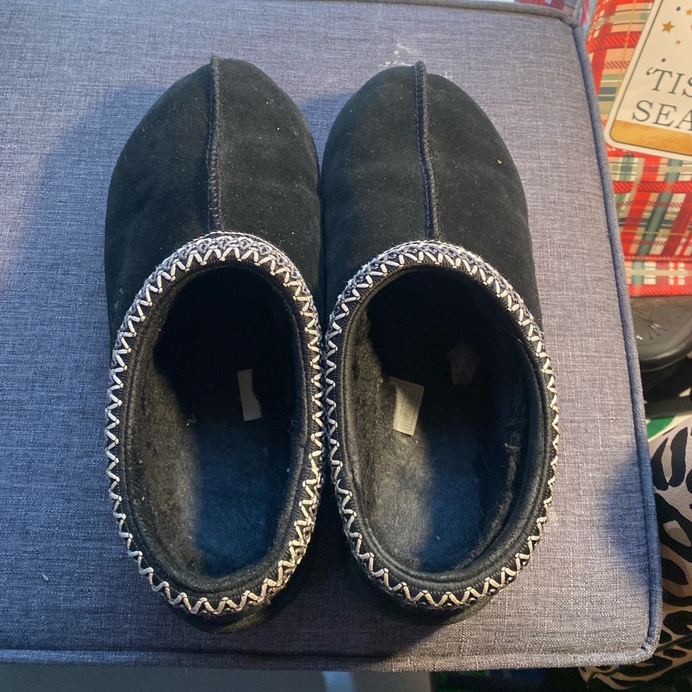 Mens Size 10 Slippers